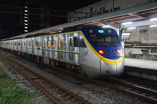 中華民國,臺灣鐵路,EMU800型電聯車:5